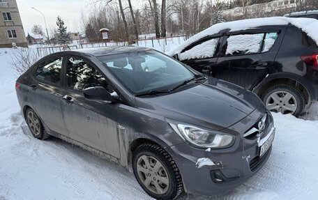 Hyundai Solaris II рестайлинг, 2013 год, 450 000 рублей, 6 фотография