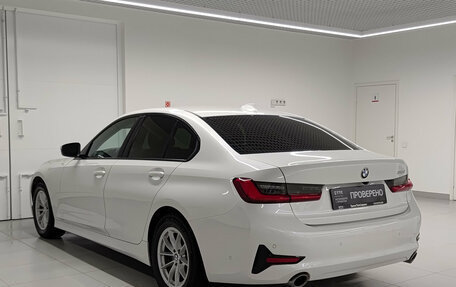 BMW 3 серия, 2021 год, 3 530 000 рублей, 8 фотография