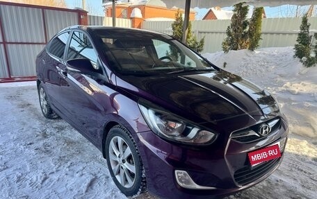 Hyundai Solaris II рестайлинг, 2011 год, 629 000 рублей, 1 фотография