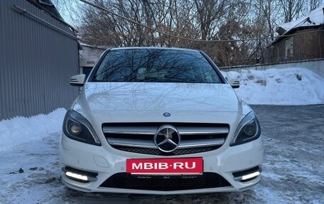 Mercedes-Benz B-Класс, 2012 год, 1 550 000 рублей, 2 фотография