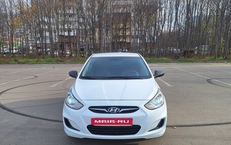 Hyundai Solaris II рестайлинг, 2014 год, 899 000 рублей, 5 фотография