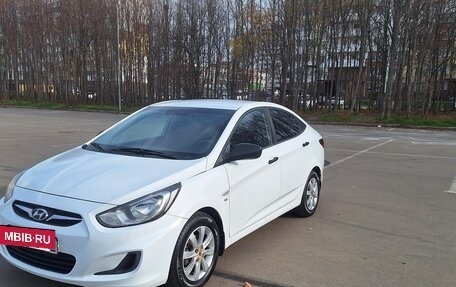 Hyundai Solaris II рестайлинг, 2014 год, 899 000 рублей, 4 фотография