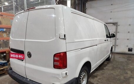 Volkswagen Transporter T6 рестайлинг, 2019 год, 1 635 000 рублей, 3 фотография