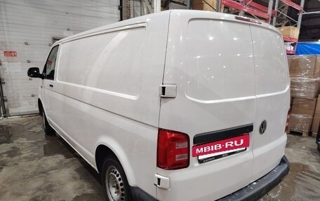 Volkswagen Transporter T6 рестайлинг, 2019 год, 1 635 000 рублей, 4 фотография