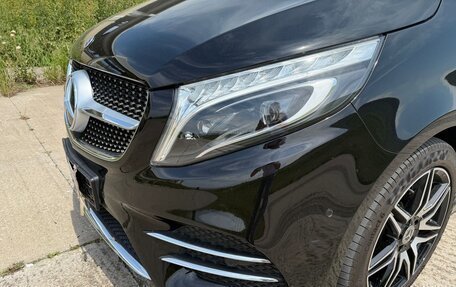 Mercedes-Benz V-Класс, 2022 год, 13 000 000 рублей, 3 фотография