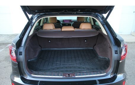 Lexus RX IV рестайлинг, 2019 год, 4 250 000 рублей, 15 фотография