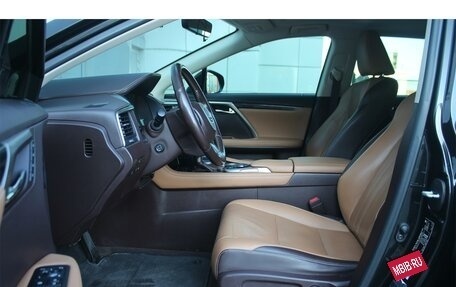 Lexus RX IV рестайлинг, 2019 год, 4 250 000 рублей, 13 фотография