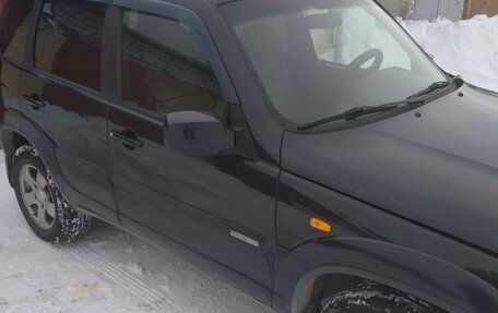 Chevrolet Niva I рестайлинг, 2011 год, 680 000 рублей, 3 фотография