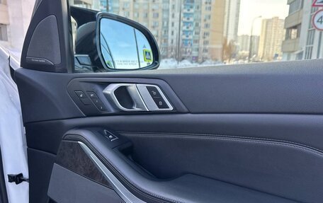 BMW X5, 2019 год, 5 900 000 рублей, 34 фотография