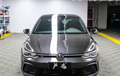 Volkswagen Golf VIII, 2021 год, 1 500 000 рублей, 2 фотография