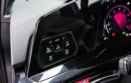 Volkswagen Golf VIII, 2021 год, 1 500 000 рублей, 9 фотография