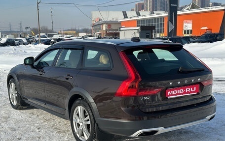 Volvo V90 Cross Country I рестайлинг, 2019 год, 3 000 000 рублей, 5 фотография