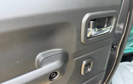 Suzuki Jimny, 2025 год, 2 950 000 рублей, 30 фотография