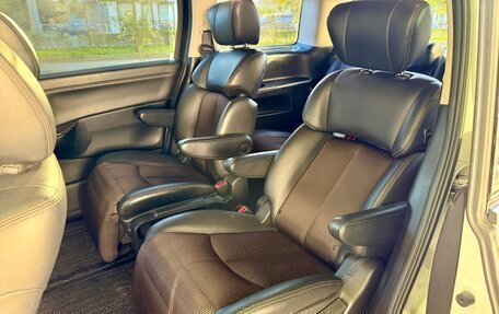 Nissan Elgrand III, 2015 год, 1 950 000 рублей, 12 фотография