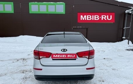 KIA Rio III рестайлинг, 2016 год, 990 000 рублей, 5 фотография