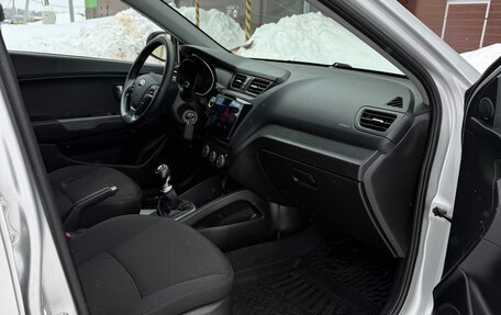 KIA Rio III рестайлинг, 2016 год, 990 000 рублей, 11 фотография