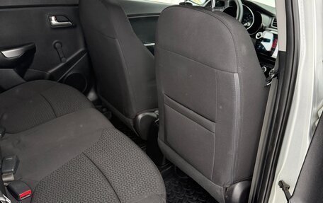 KIA Rio III рестайлинг, 2016 год, 990 000 рублей, 15 фотография