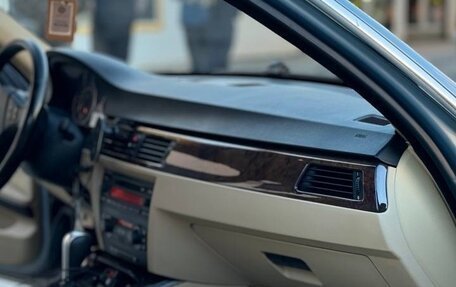 BMW 3 серия, 2005 год, 1 150 000 рублей, 13 фотография