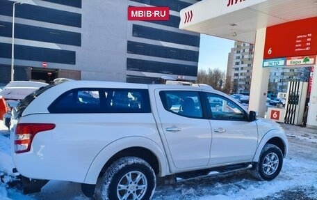 Mitsubishi L200 IV рестайлинг, 2015 год, 1 998 000 рублей, 4 фотография
