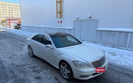 Mercedes-Benz S-Класс, 2011 год, 1 550 000 рублей, 2 фотография