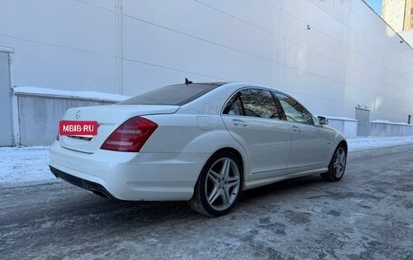 Mercedes-Benz S-Класс, 2011 год, 1 550 000 рублей, 13 фотография