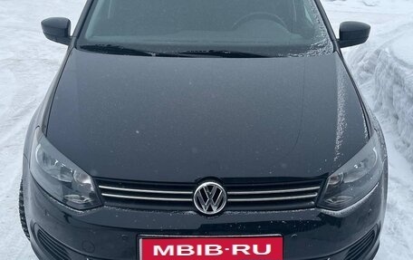 Volkswagen Polo VI (EU Market), 2013 год, 990 000 рублей, 1 фотография