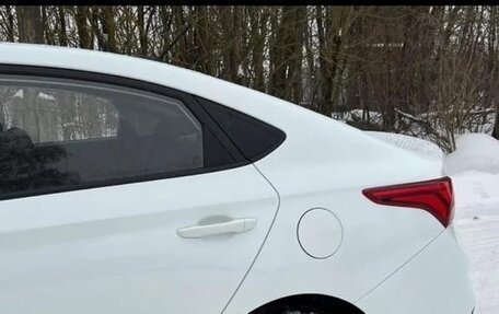 Hyundai Solaris II рестайлинг, 2019 год, 1 360 000 рублей, 1 фотография