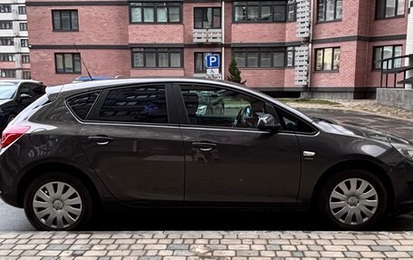 Opel Astra J, 2015 год, 866 000 рублей, 4 фотография