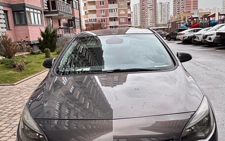 Opel Astra J, 2015 год, 866 000 рублей, 2 фотография