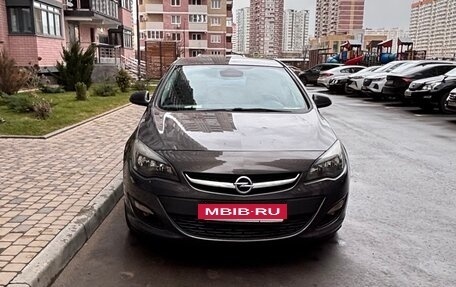 Opel Astra J, 2015 год, 866 000 рублей, 3 фотография