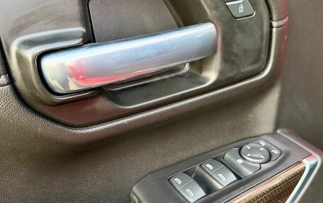 Chevrolet Silverado, 2020 год, 6 590 000 рублей, 26 фотография