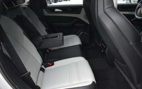 Porsche Cayenne III, 2025 год, 18 900 000 рублей, 14 фотография