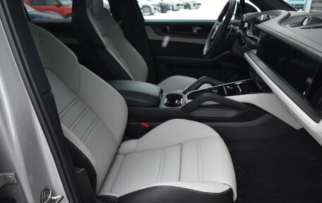 Porsche Cayenne III, 2025 год, 18 900 000 рублей, 13 фотография