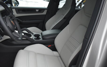 Porsche Cayenne III, 2025 год, 18 900 000 рублей, 12 фотография