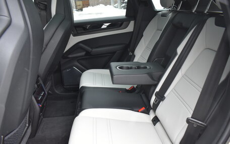 Porsche Cayenne III, 2025 год, 18 900 000 рублей, 11 фотография