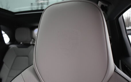 Porsche Cayenne III, 2025 год, 18 900 000 рублей, 25 фотография