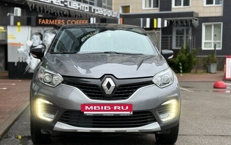 Renault Kaptur I рестайлинг, 2019 год, 1 465 000 рублей, 2 фотография