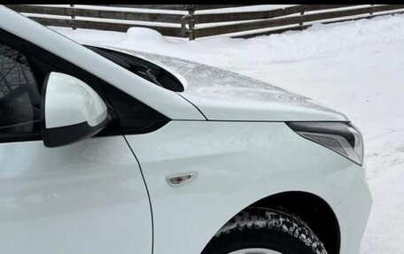 Hyundai Solaris II рестайлинг, 2019 год, 1 360 000 рублей, 7 фотография