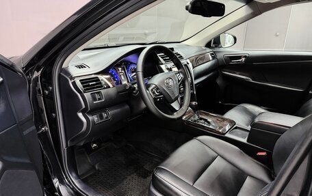 Toyota Camry, 2015 год, 2 110 000 рублей, 12 фотография