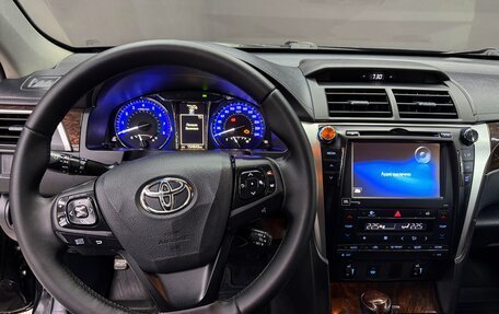 Toyota Camry, 2015 год, 2 110 000 рублей, 15 фотография