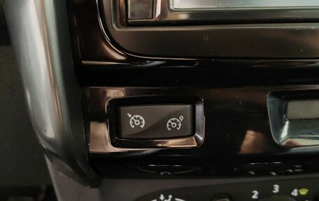 Renault Duster I рестайлинг, 2017 год, 1 300 000 рублей, 20 фотография