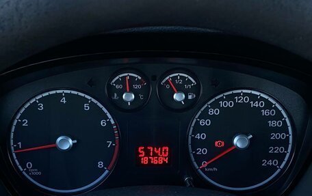 Ford Focus II рестайлинг, 2010 год, 428 300 рублей, 20 фотография