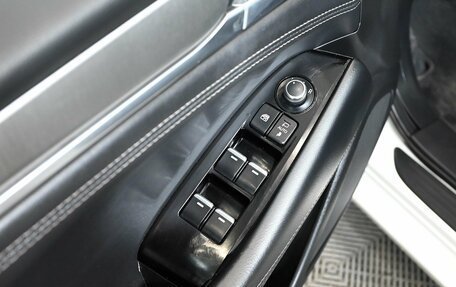 Mazda 6, 2022 год, 2 950 000 рублей, 15 фотография