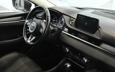 Mazda 6, 2022 год, 2 950 000 рублей, 12 фотография