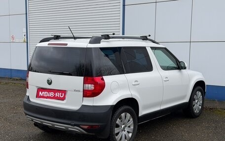 Skoda Yeti I рестайлинг, 2013 год, 899 999 рублей, 8 фотография