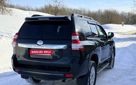 Toyota Land Cruiser Prado 150 рестайлинг 2, 2014 год, 3 090 000 рублей, 4 фотография