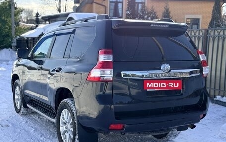 Toyota Land Cruiser Prado 150 рестайлинг 2, 2014 год, 3 090 000 рублей, 5 фотография