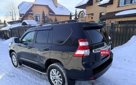 Toyota Land Cruiser Prado 150 рестайлинг 2, 2014 год, 3 090 000 рублей, 9 фотография