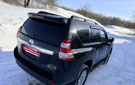 Toyota Land Cruiser Prado 150 рестайлинг 2, 2014 год, 3 090 000 рублей, 10 фотография