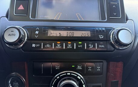 Toyota Land Cruiser Prado 150 рестайлинг 2, 2014 год, 3 090 000 рублей, 22 фотография